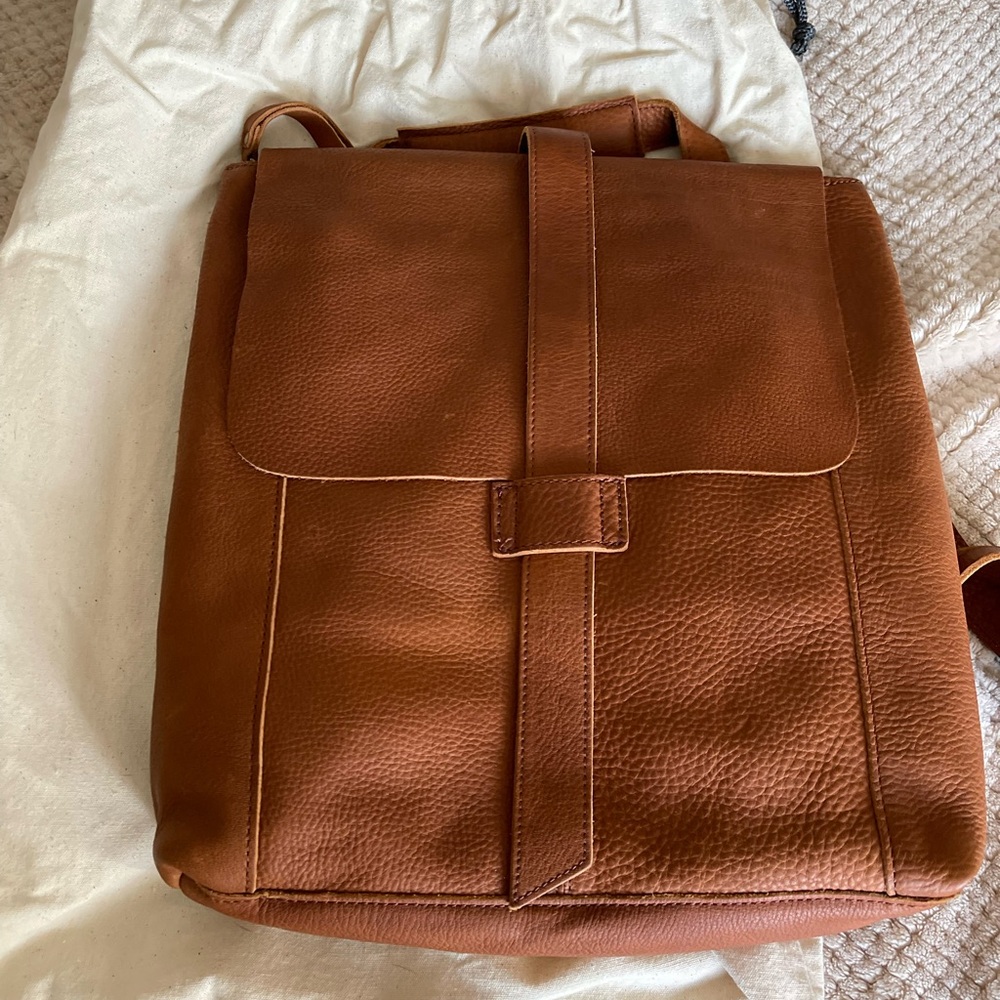 Duluth Trading  Convertible Backpack New With Tag